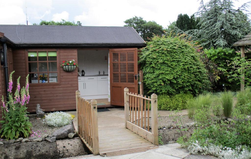 The Garden Lodge Llynclys エクステリア 写真