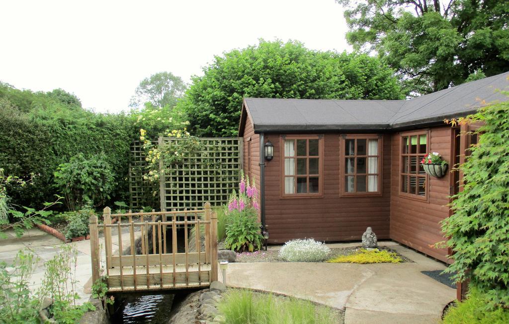 The Garden Lodge Llynclys エクステリア 写真
